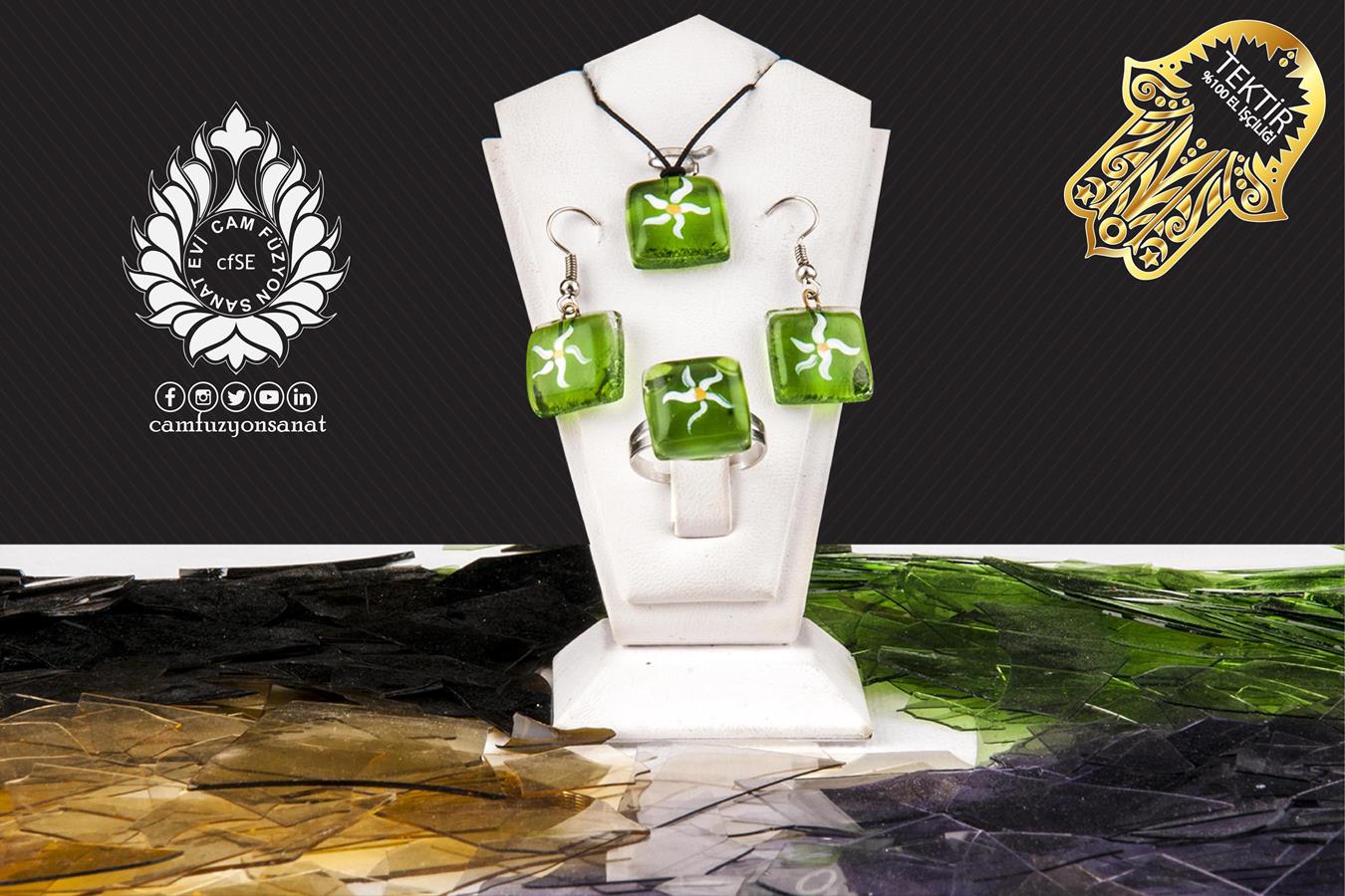 Küpe Kolye Yüzük Seti