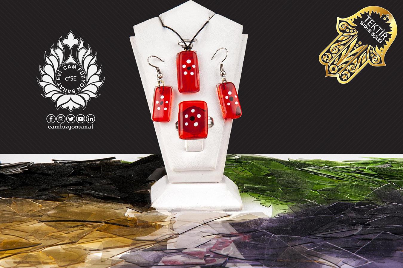 Küpe Kolye Yüzük Seti